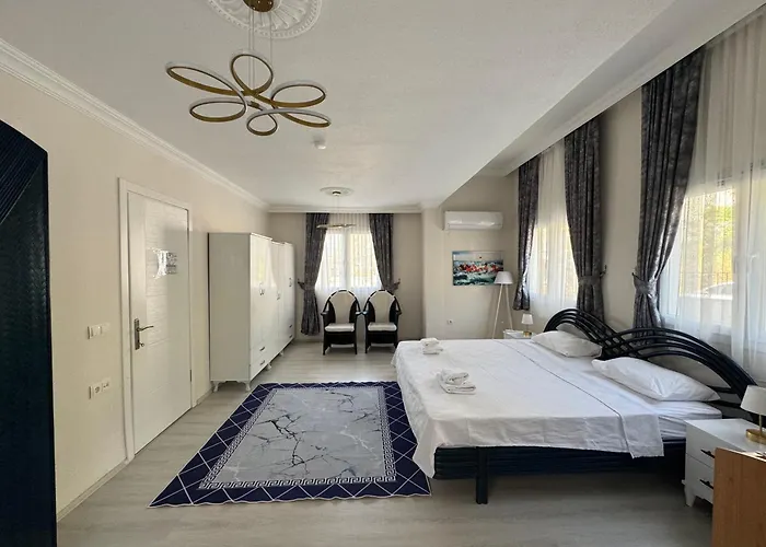 Deniz Ve Sehir Manzarali Lueks 2 *