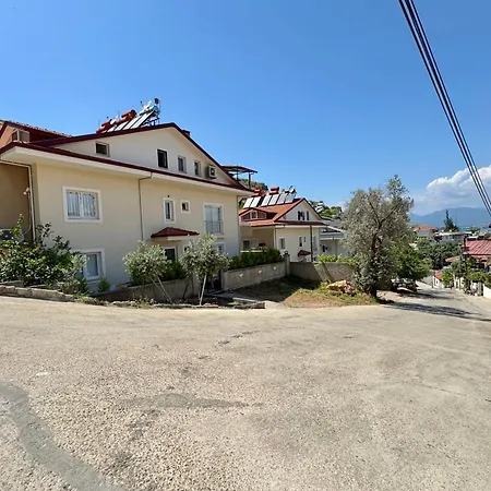 Apartment Deniz Ve Sehir Manzarali Lueks 2 *