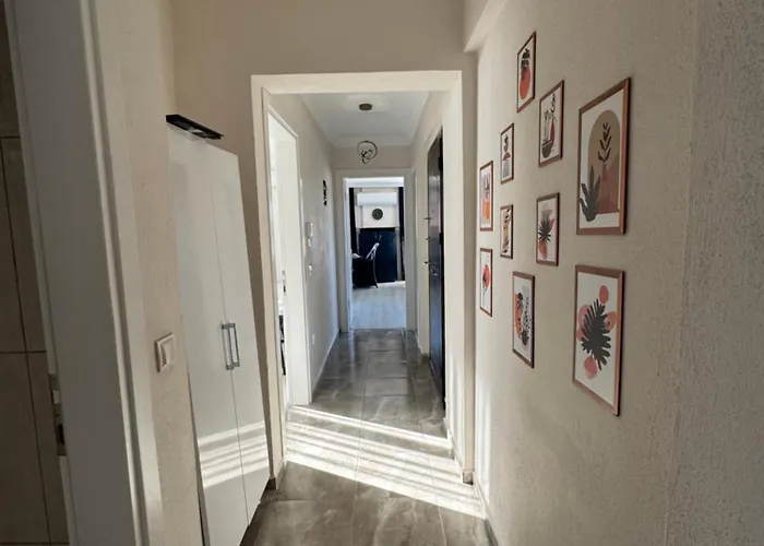 Deniz Ve Sehir Manzarali Lueks 2 *